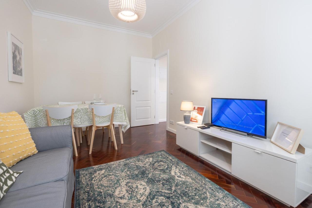 Casa Do Largo - Cozy Apartment In The City Center & With Ac Lisabona Exterior foto